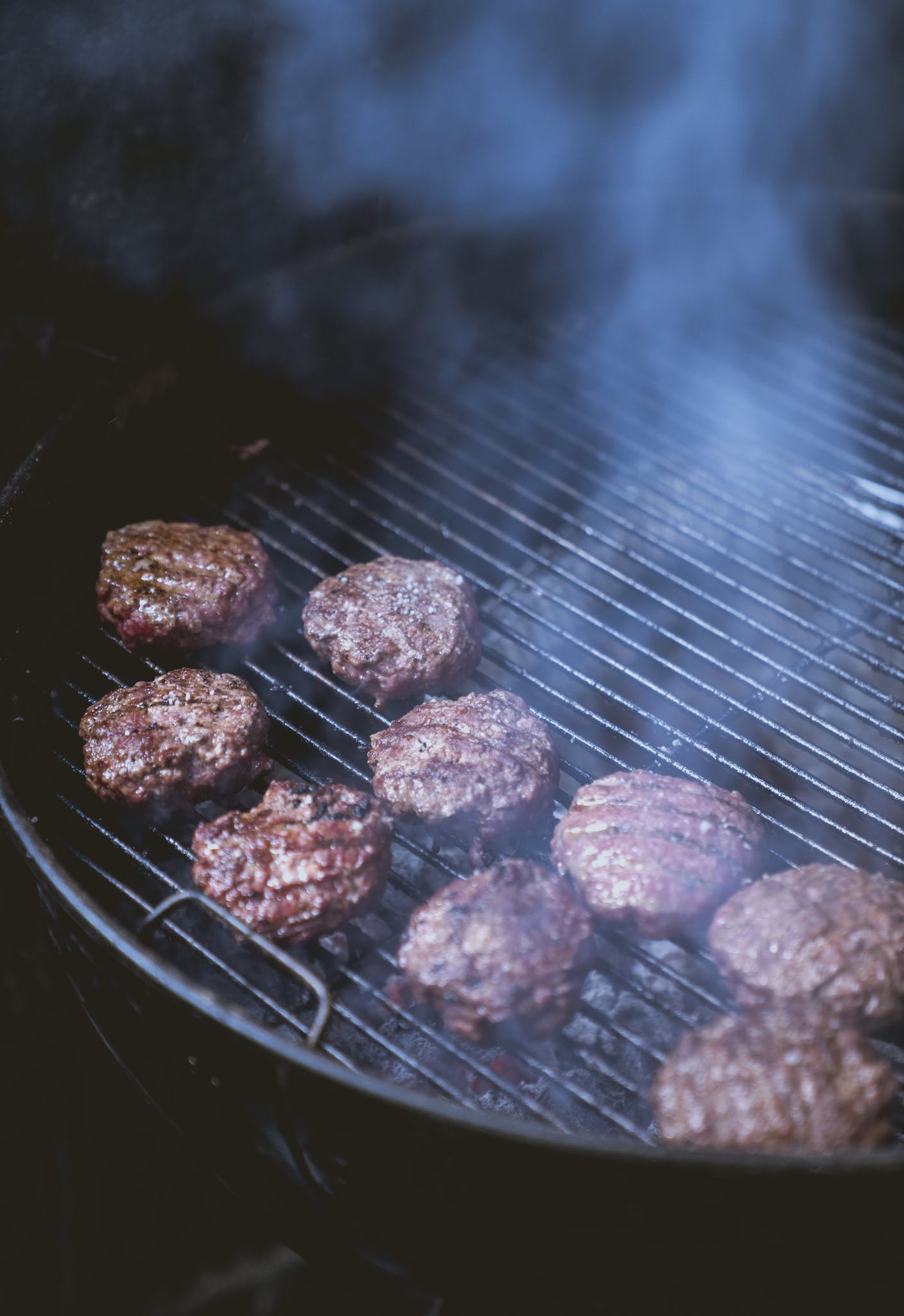 Building a Loyal Blog Audience: Strategies for Engagement and Growth